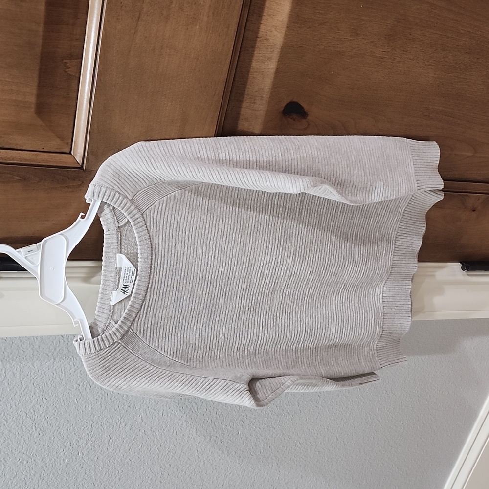 NWOT H&M boys sweater